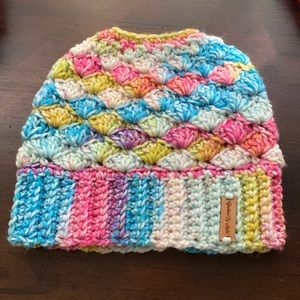 Ponytail crochet winter hat!